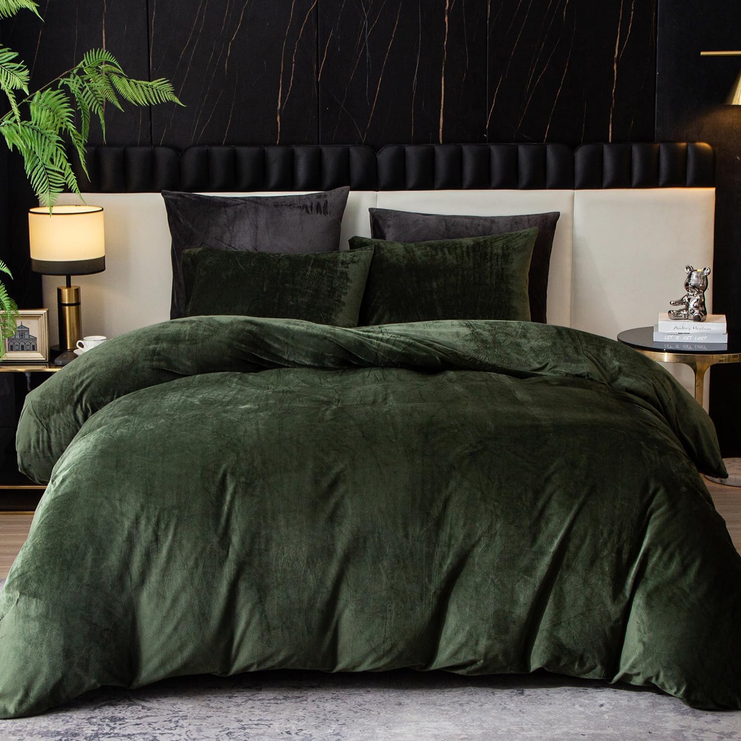 Ivellow dark green velvet queen duvet cover set with ultra soft flannel fabric, zipper closure, and corner ties | MyNestrova